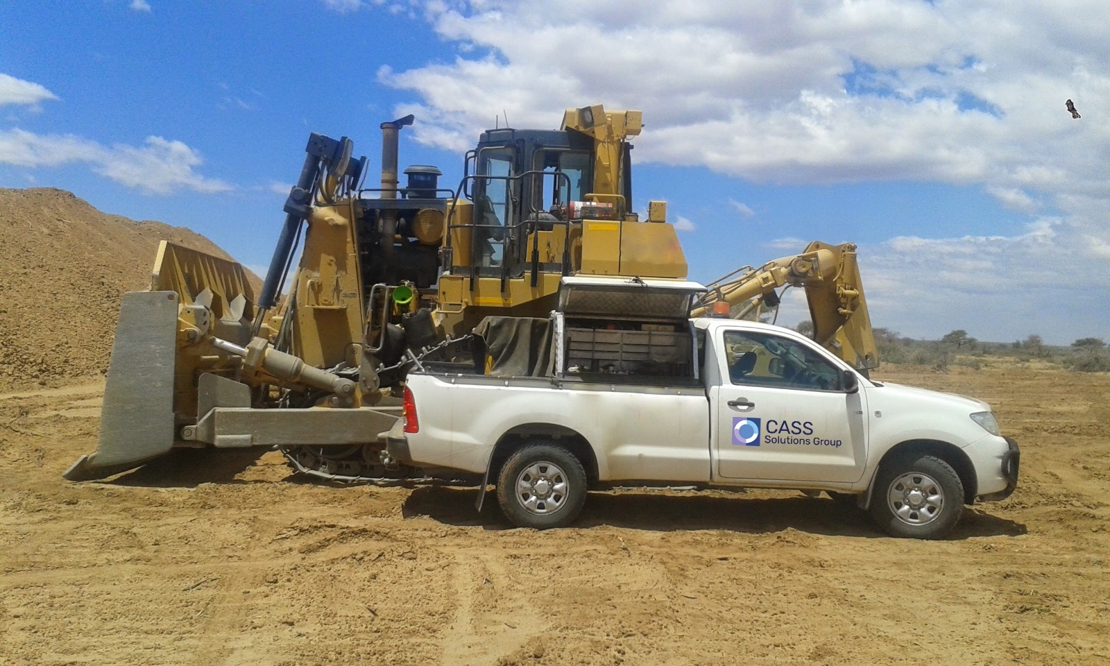 On-site earthmoving equipment repair